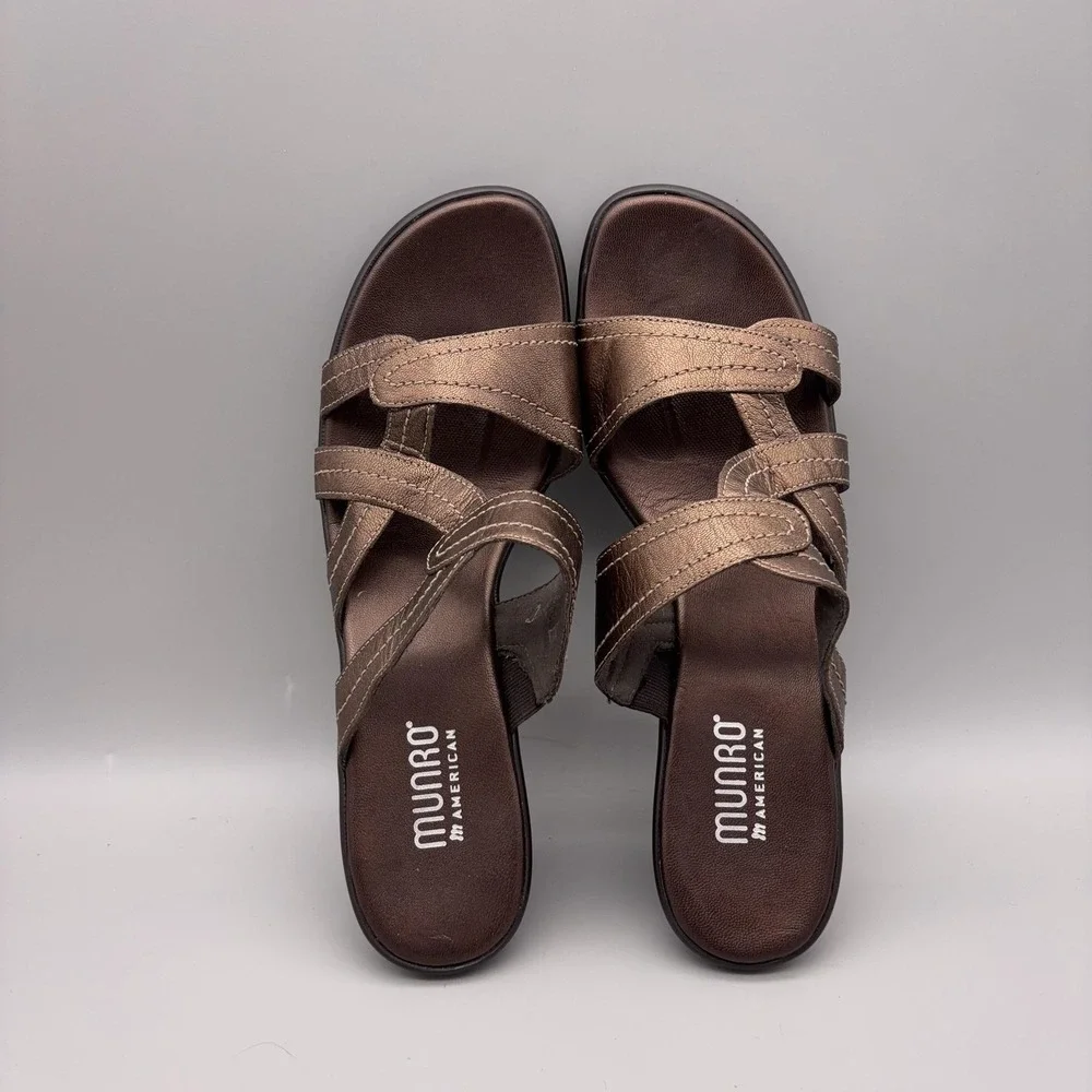Munro American Sandals Womens Size 8.5 Walking Wedge Brown Leather Comfort Shoes